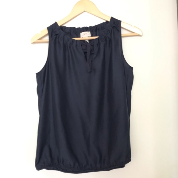 LOFT Tops - Loft summer non-sleeve top in navy